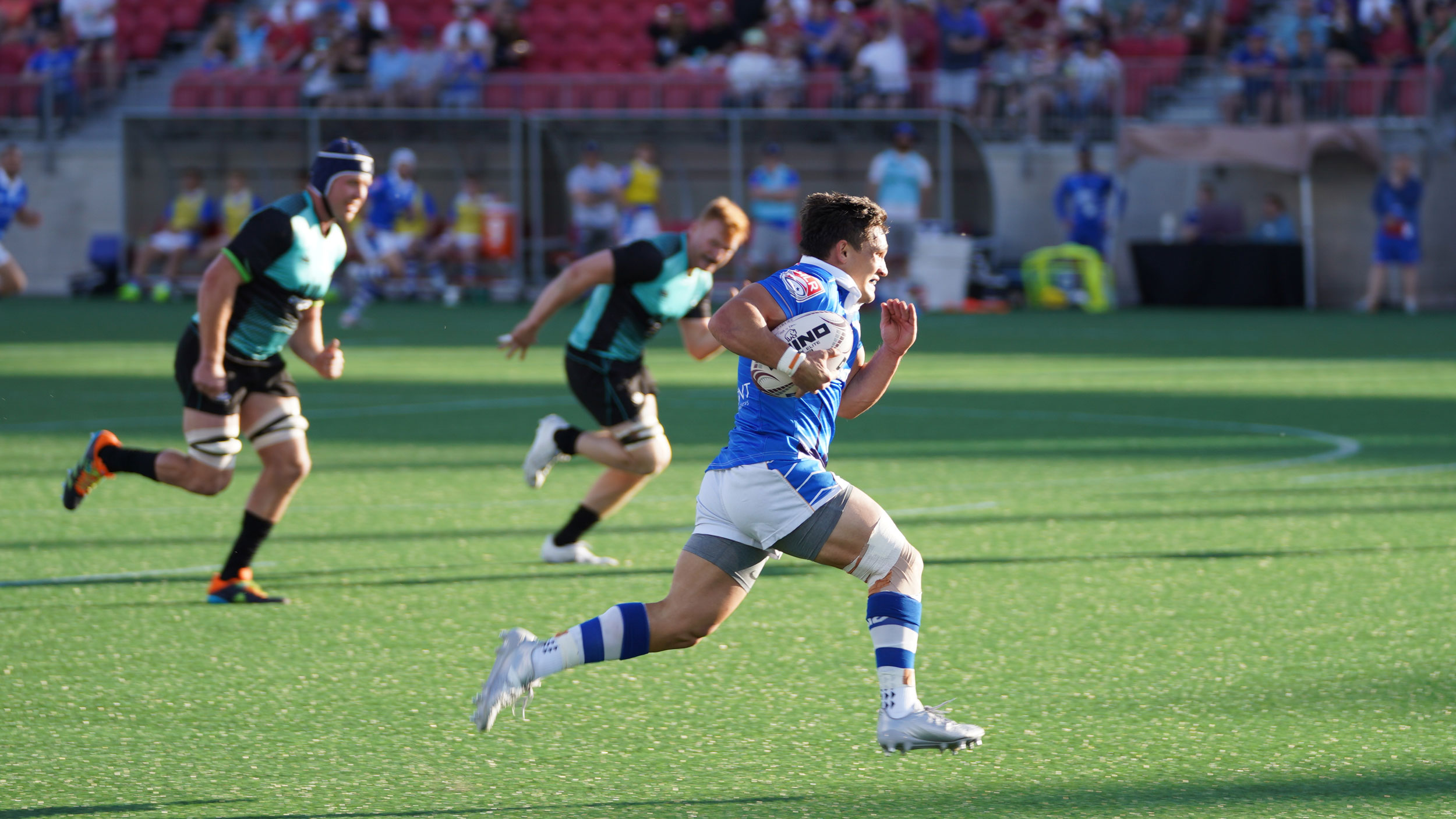 Eight-Try Arrows Shut Out Jackals in Record-Breaking Victory